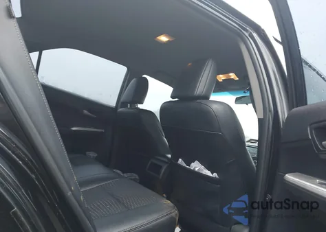 2013 Toyota Camry Se z USA, uszkodzony, nr VIN 4T1BF1FK8DU209180